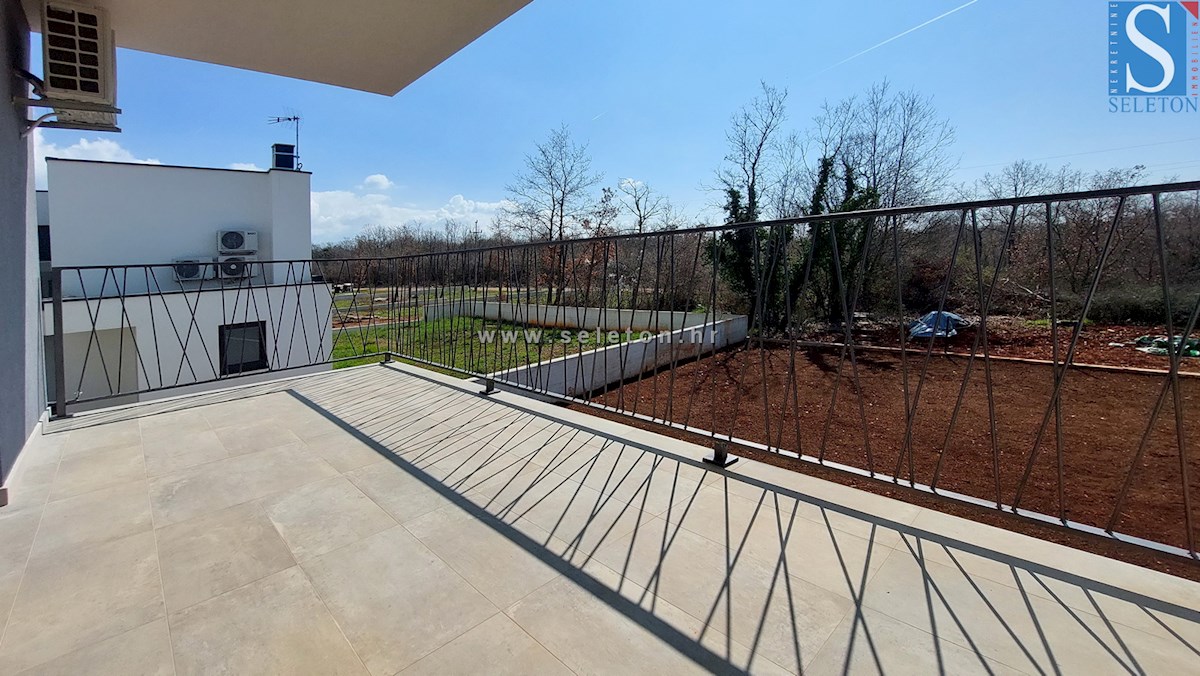 Novo stanovanje 68 m2 v okolici Poreča, 1. nadstropje