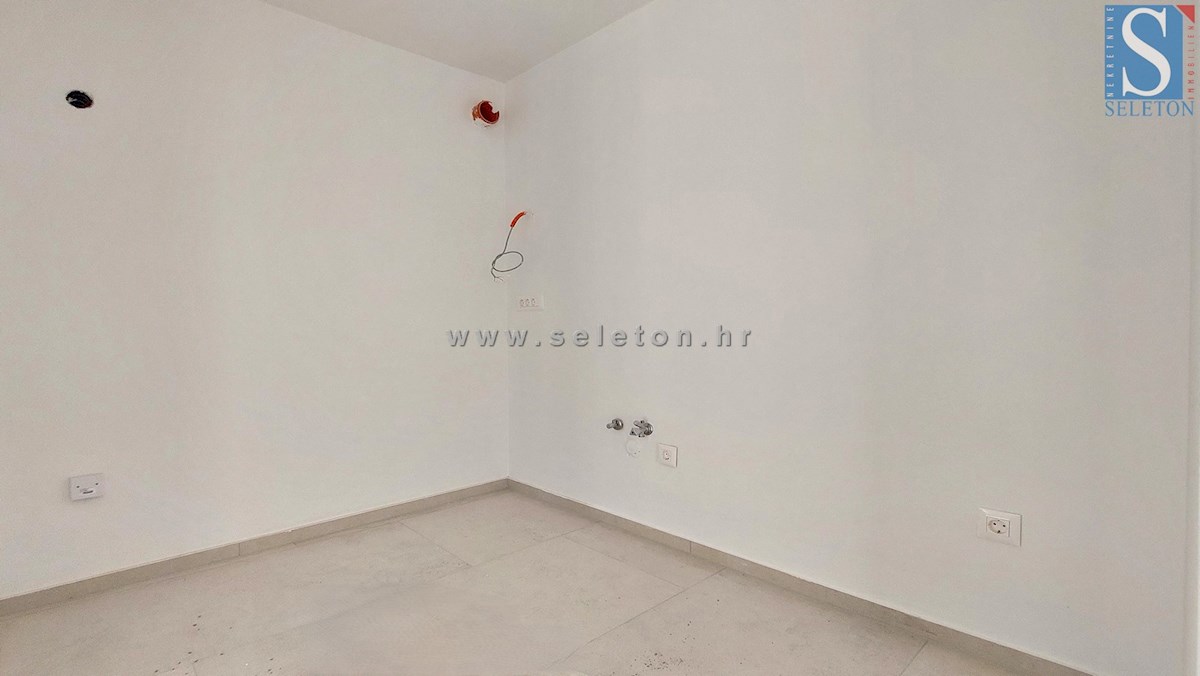 Poreč - okolica, novo stanovanje od 68 m2, 3 spalnice, 2 parkirni mesti