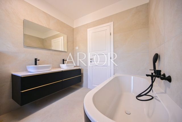 Hiša Opatija - Centar, Opatija, 242m2