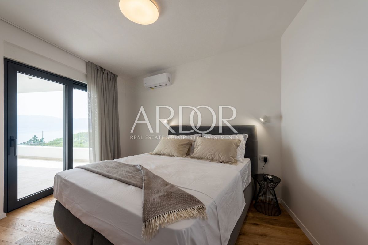 Apartmaj Kostrena, 213m2