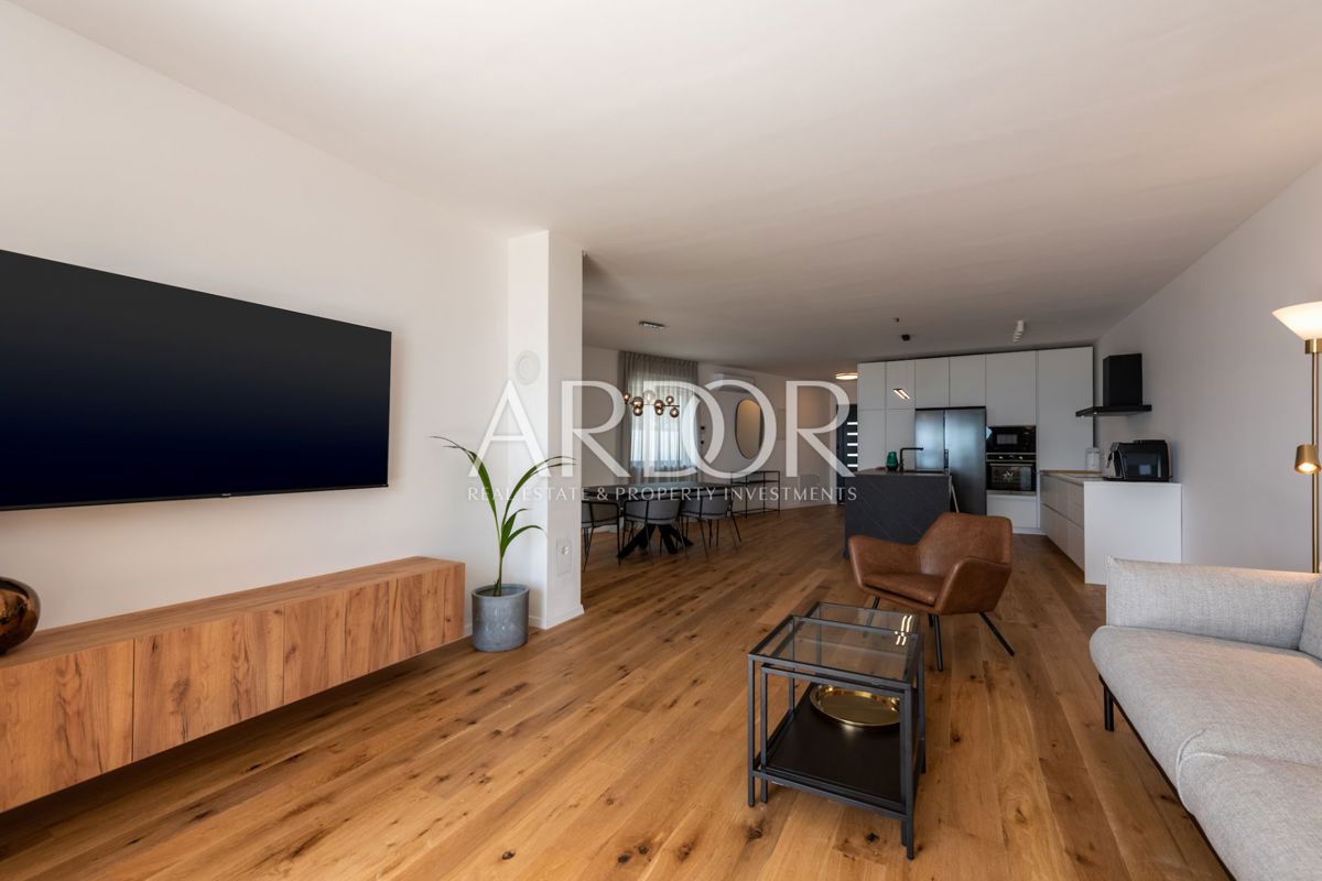 Apartmaj Kostrena, 213m2