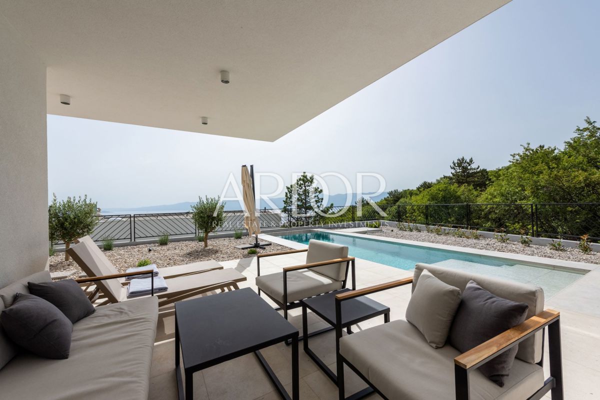 Apartmaj Kostrena, 213m2