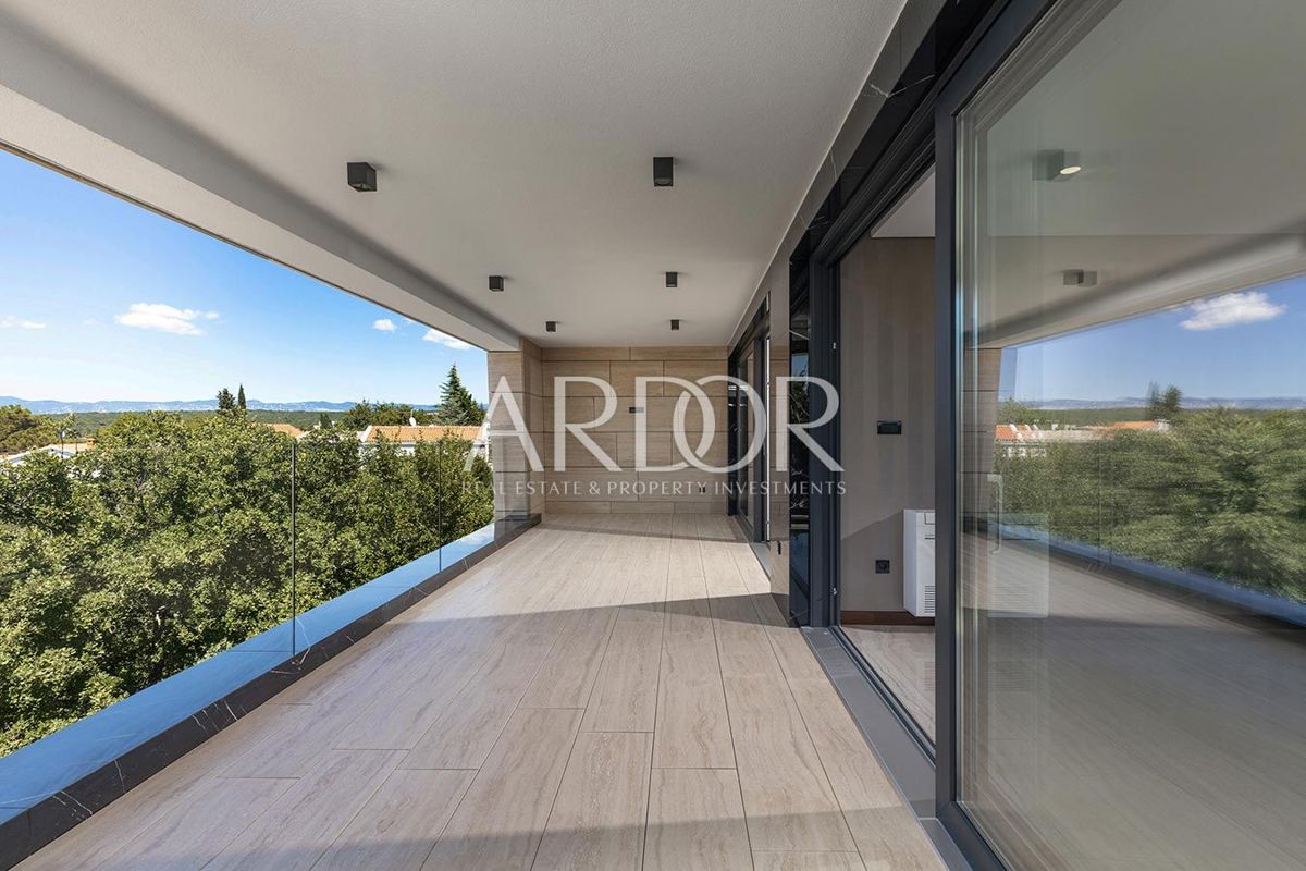 Apartmaj Malinska, Malinska-Dubašnica, 153m2