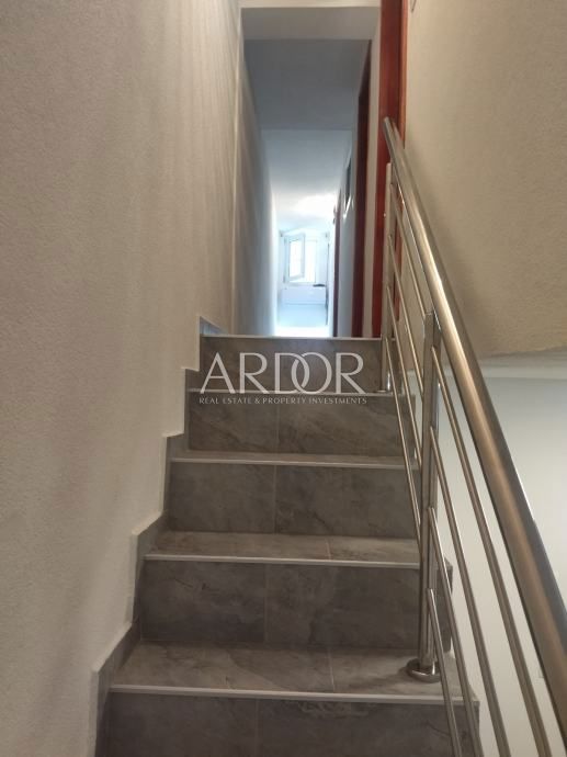 Apartmaj Novi Vinodolski, 75m2