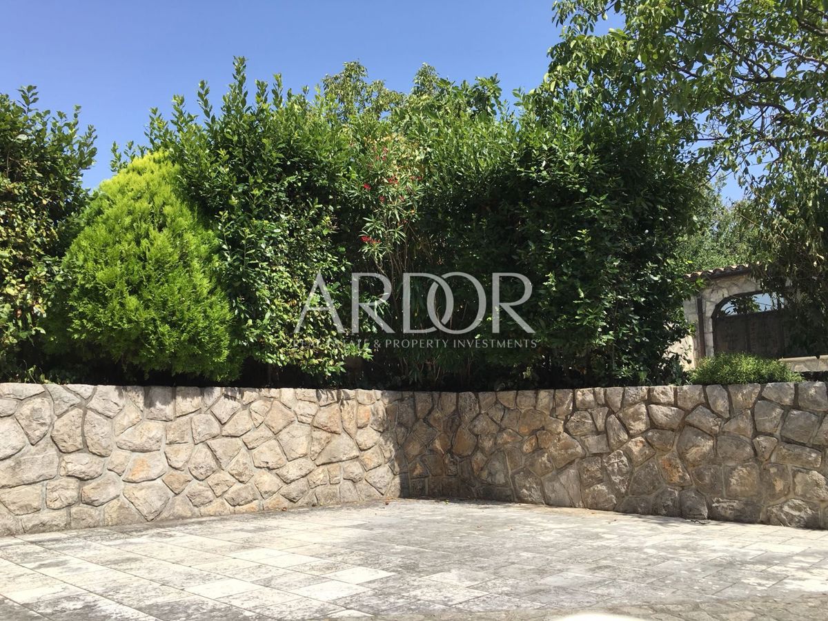 Poslovni prostor Crikvenica, 118,85m2