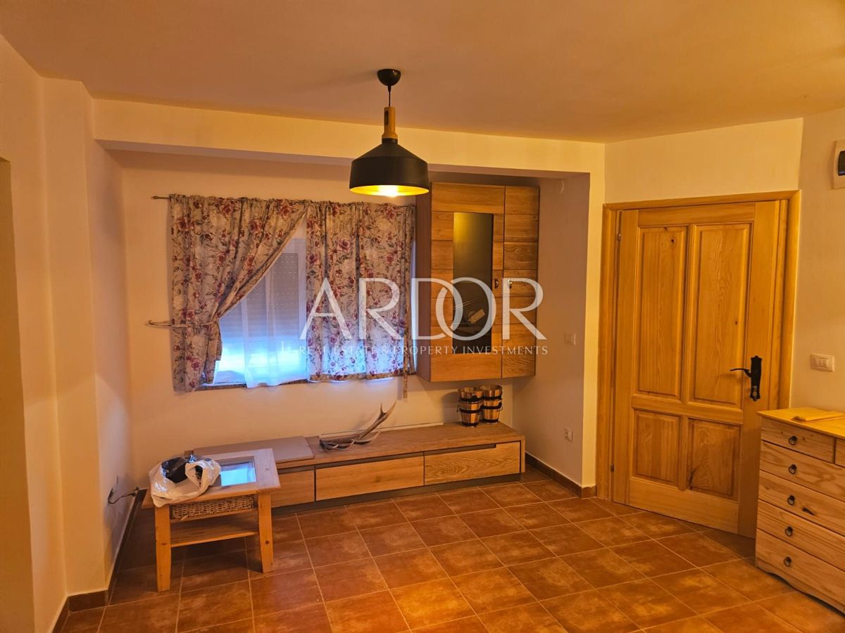 Hiša Sunger, Mrkopalj, 300m2