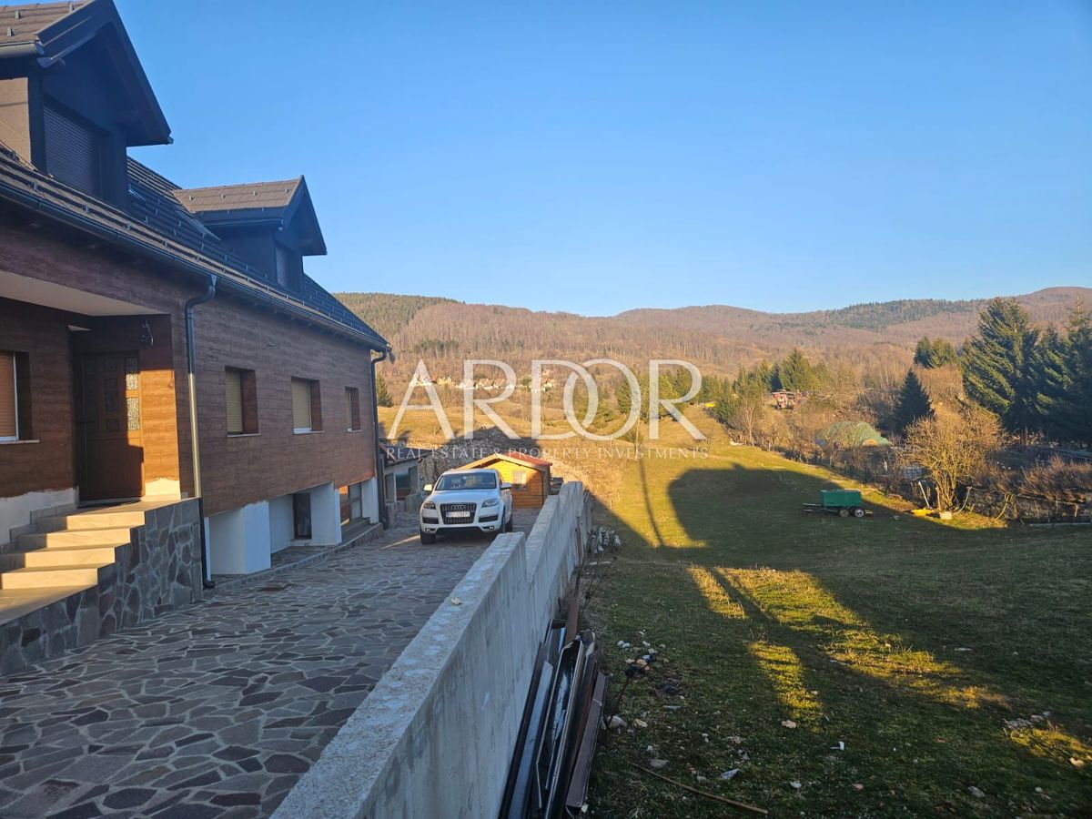 Hiša Sunger, Mrkopalj, 300m2