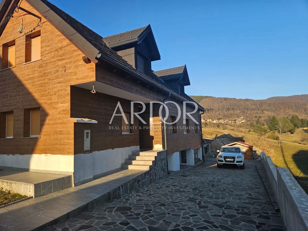 Hiša Sunger, Mrkopalj, 300m2