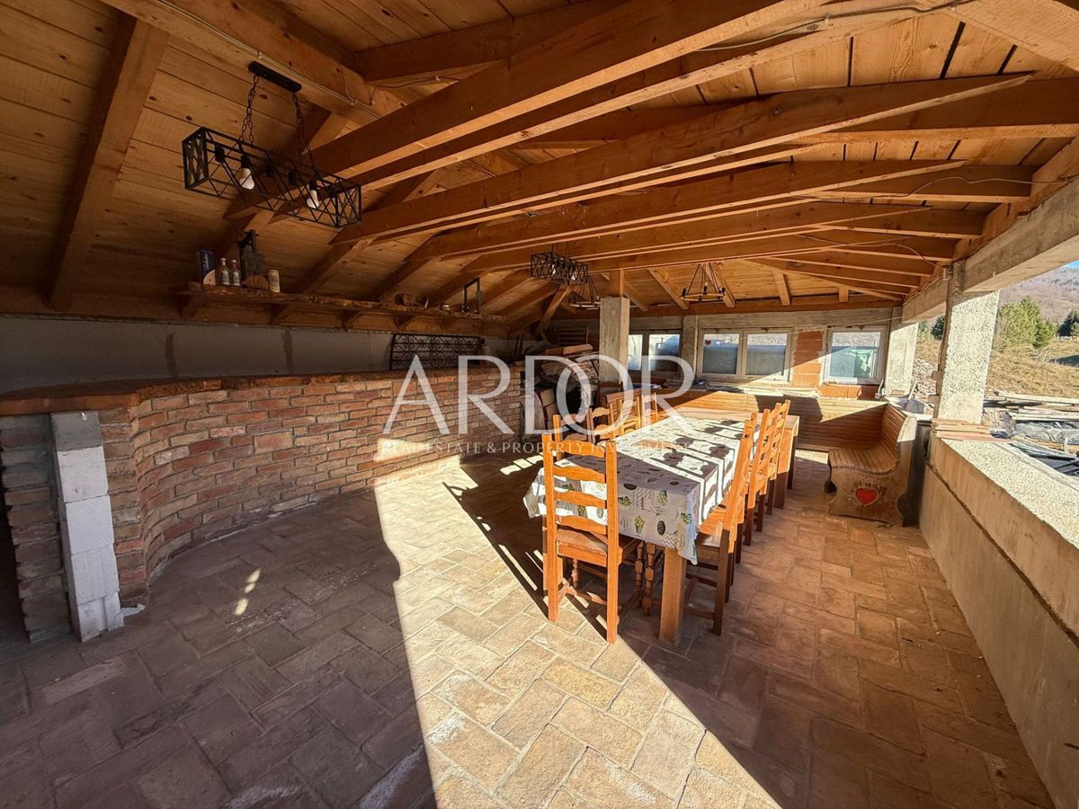 Hiša Sunger, Mrkopalj, 300m2