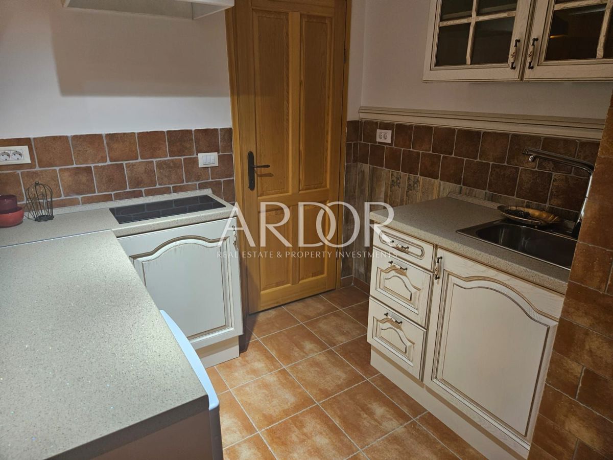 Hiša Sunger, Mrkopalj, 300m2