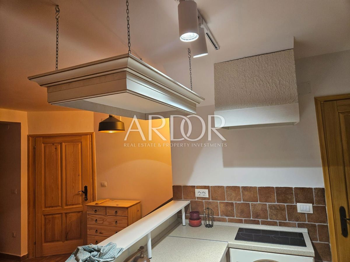 Hiša Sunger, Mrkopalj, 300m2