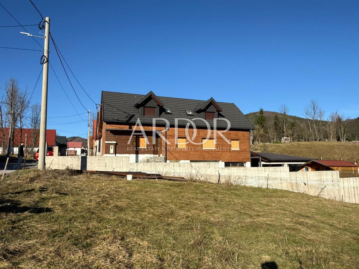 Hiša Sunger, Mrkopalj, 300m2