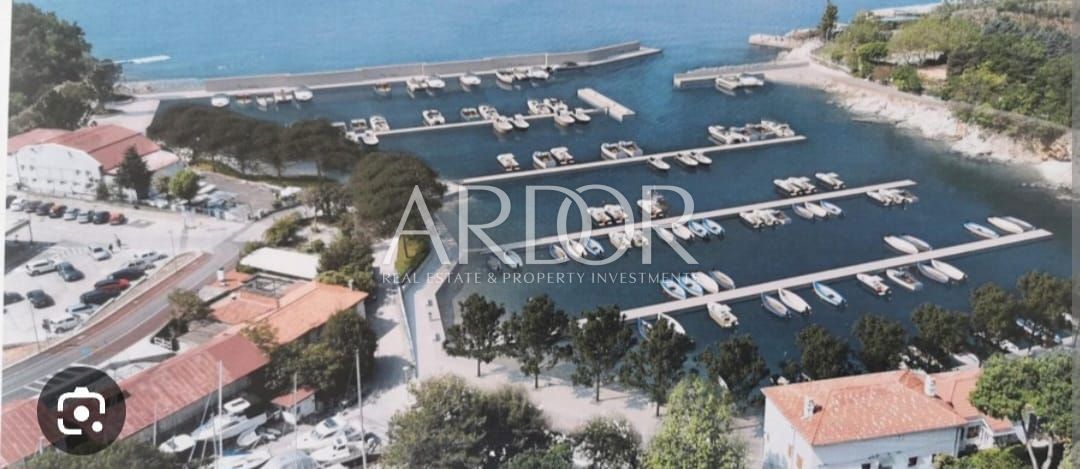 Zemljišče Kostrena, 1.000m2