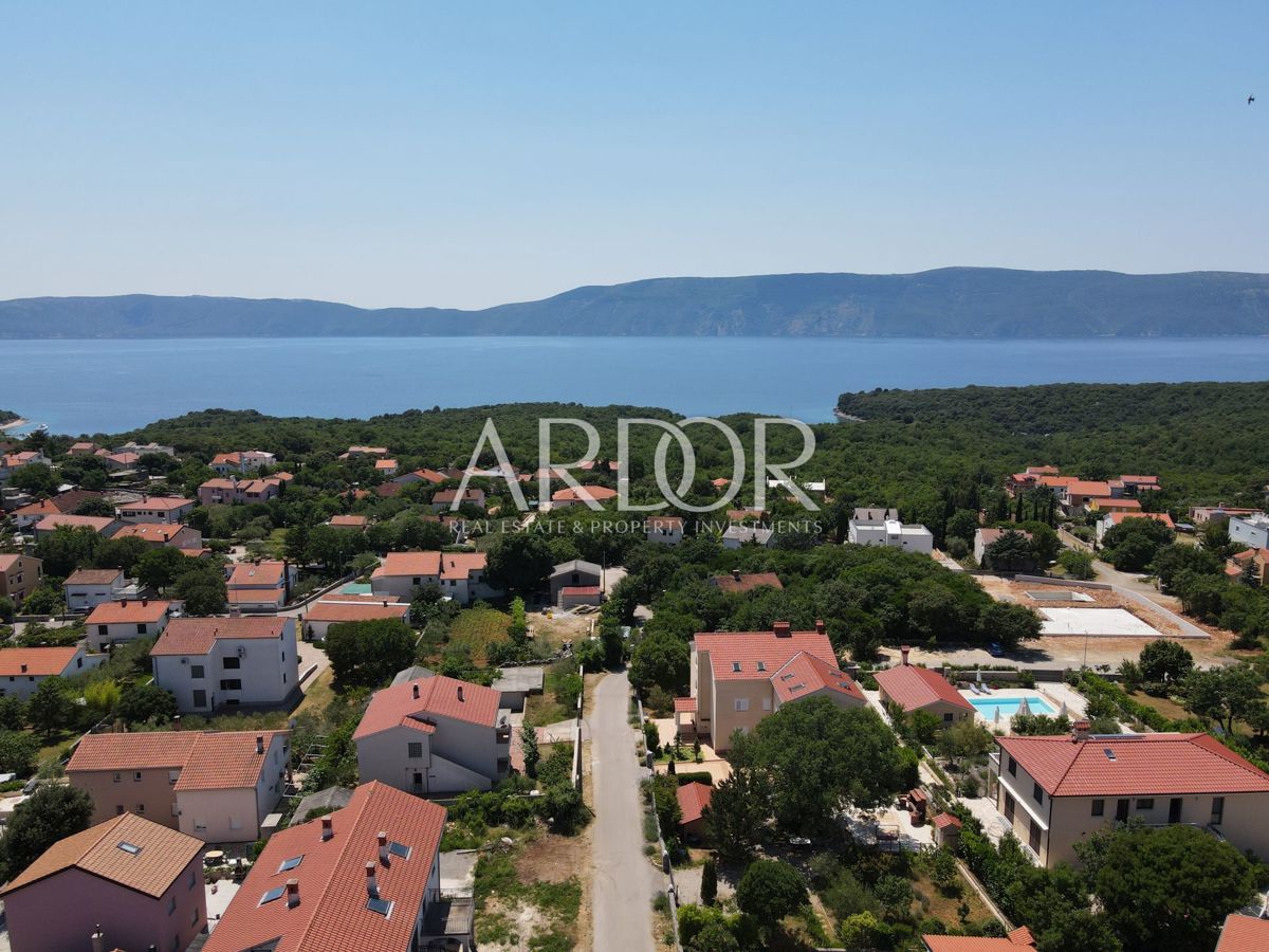 Zemljišče Pinezići, Krk, 1.000m2
