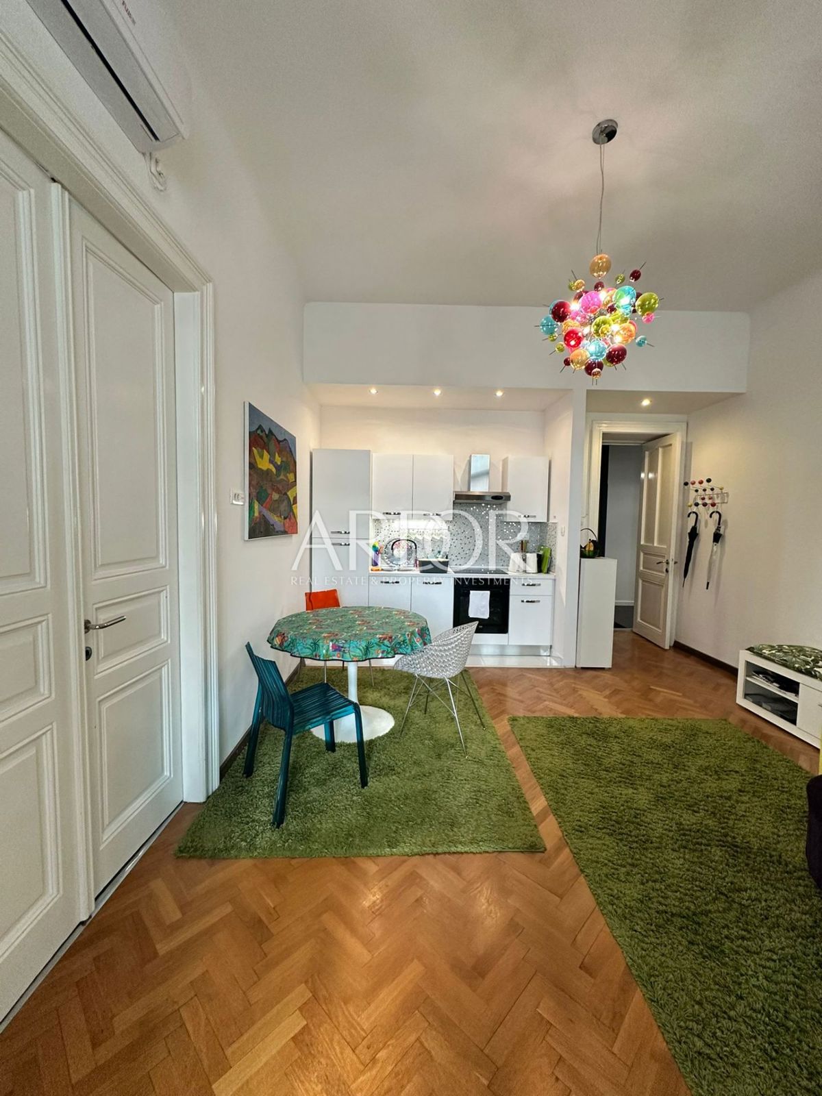 Apartmaj Centar, Rijeka, 136m2