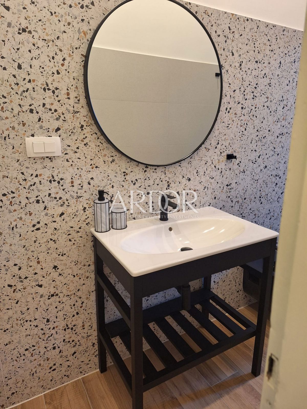 Apartmaj Centar, Rijeka, 82m2