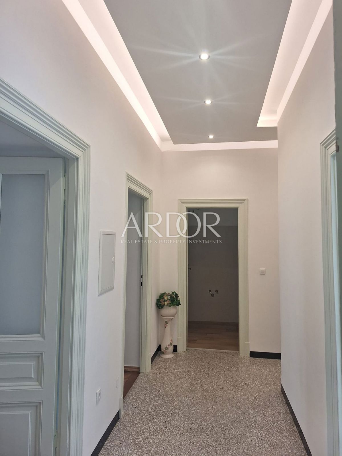 Apartmaj Centar, Rijeka, 82m2