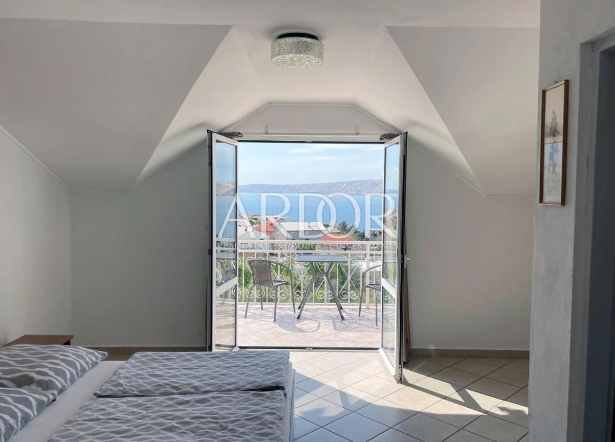 Hiša Karlobag, 350m2