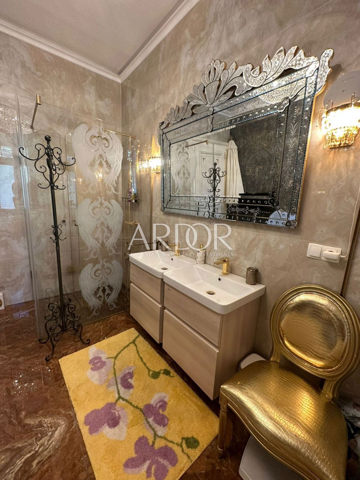 Apartmaj Lovran, 125m2