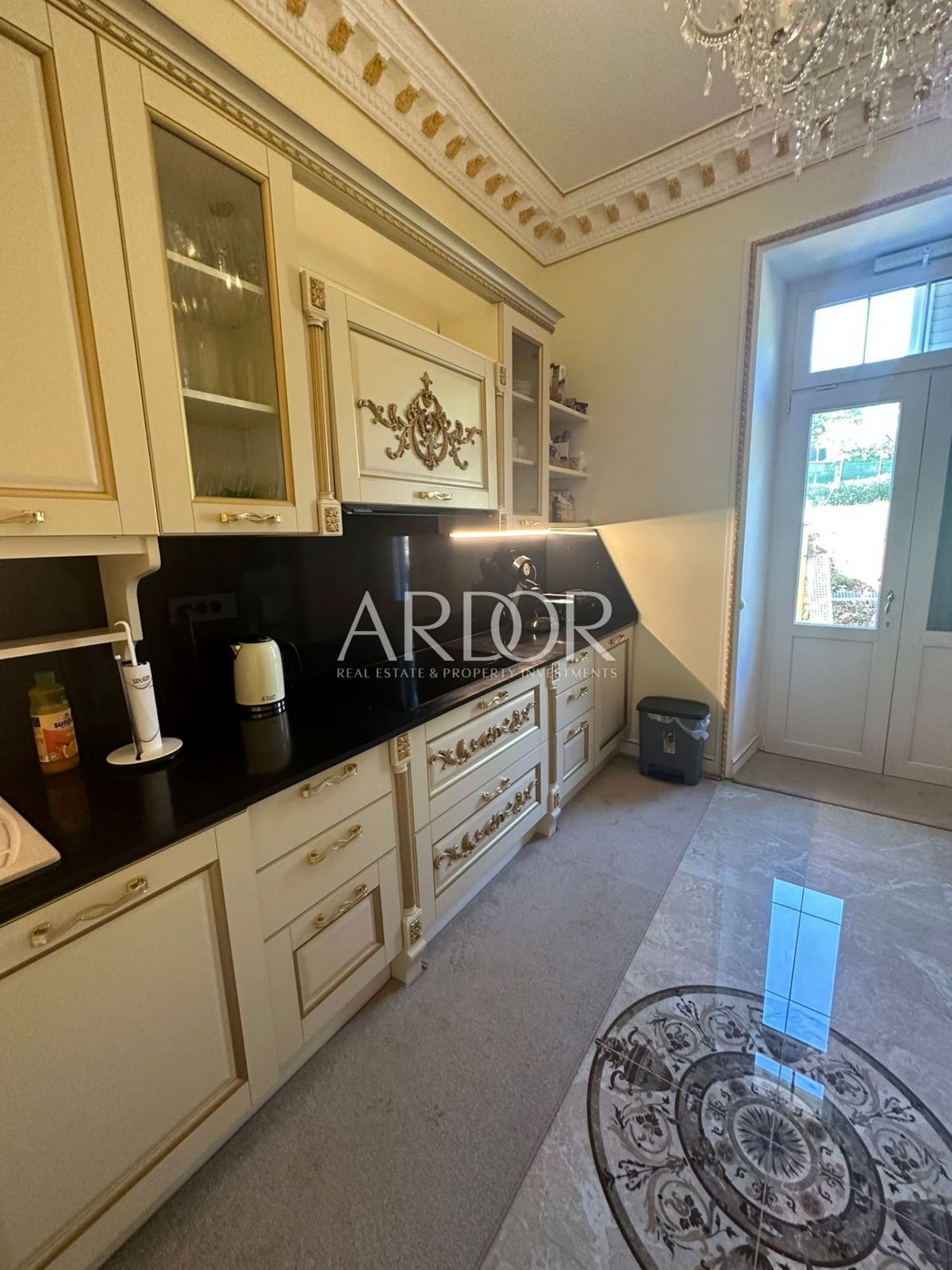 Apartmaj Lovran, 125m2