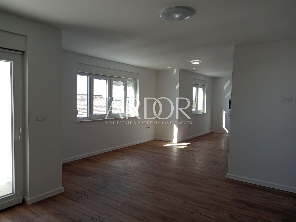 Apartmaj Crikvenica, 110m2