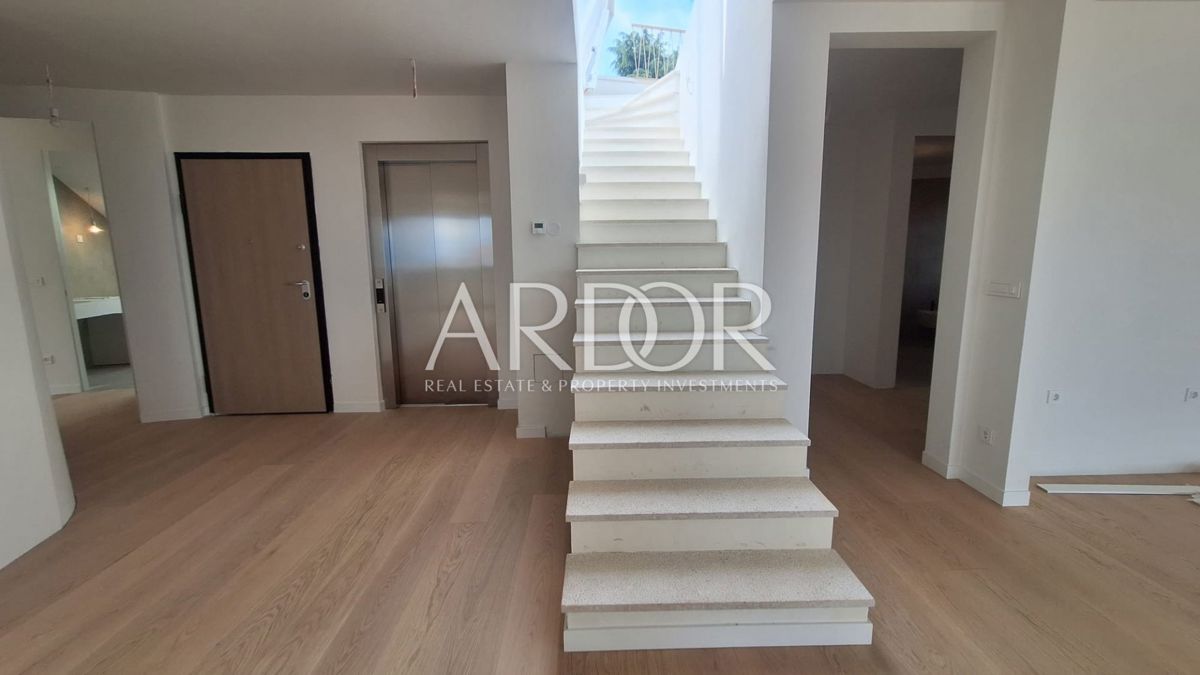 Apartmaj Opatija - Centar, Opatija, 431m2