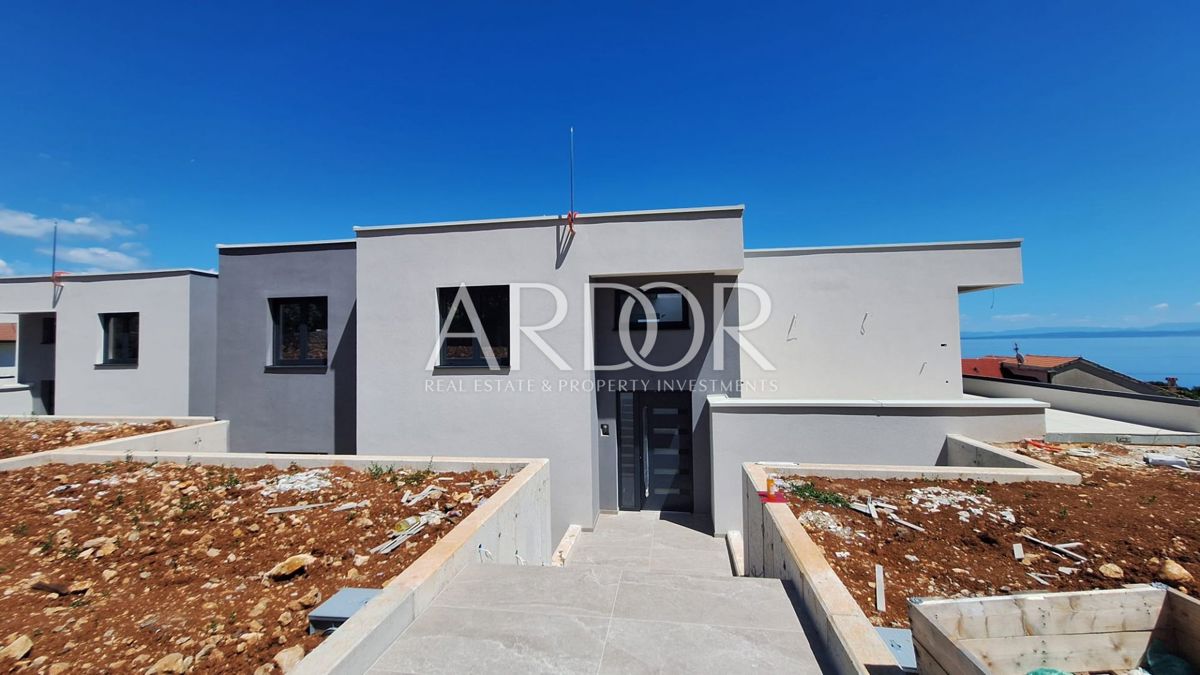 Apartmaj Lovran, 196m2