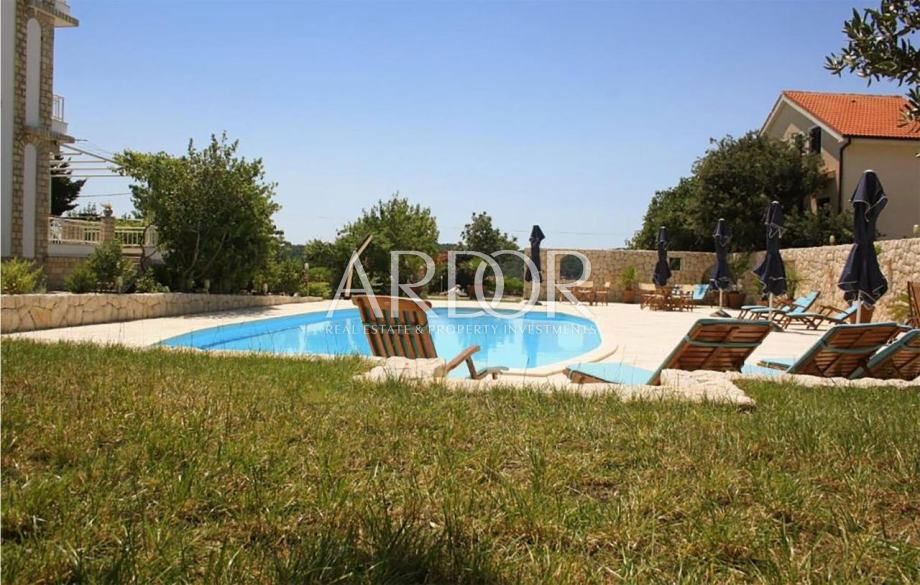 Hiša Barbat na Rabu, Rab, 500m2