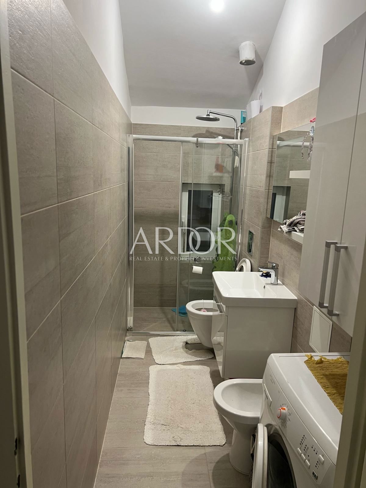 Apartmaj Novi Vinodolski, 81,89m2