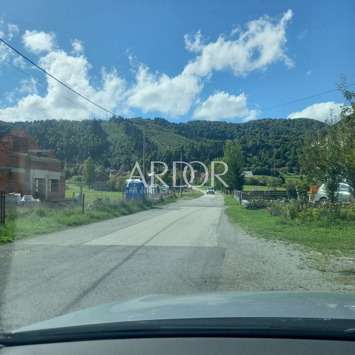 Zemljišče Sunger, Mrkopalj, 670m2