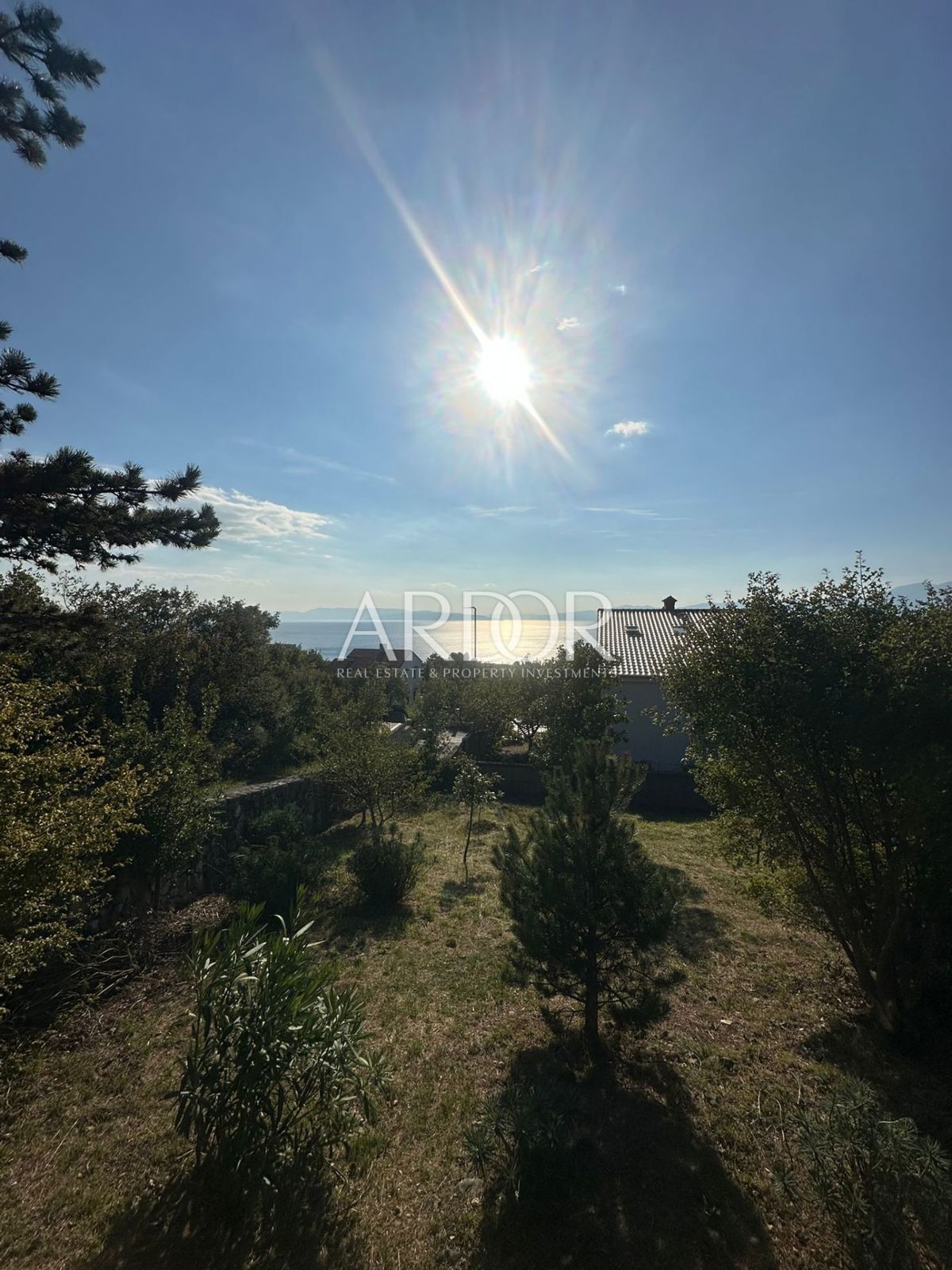 Zemljišče Kostrena, 895m2