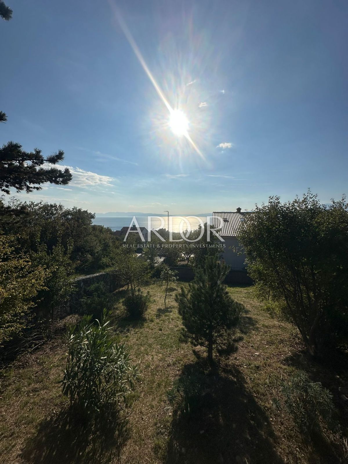 Zemljišče Kostrena, 895m2