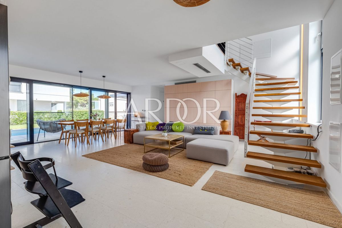 Apartmaj Kožino, Zadar - Okolica, 299m2