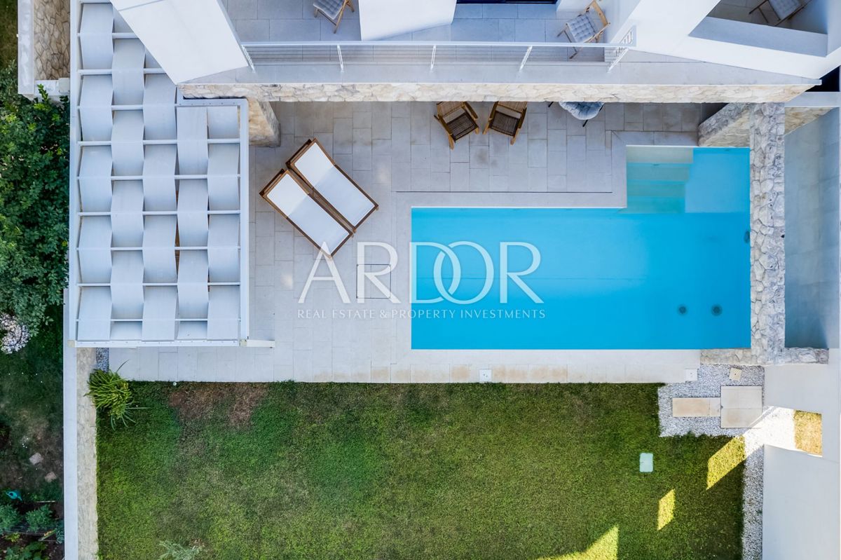 Apartmaj Kožino, Zadar - Okolica, 299m2