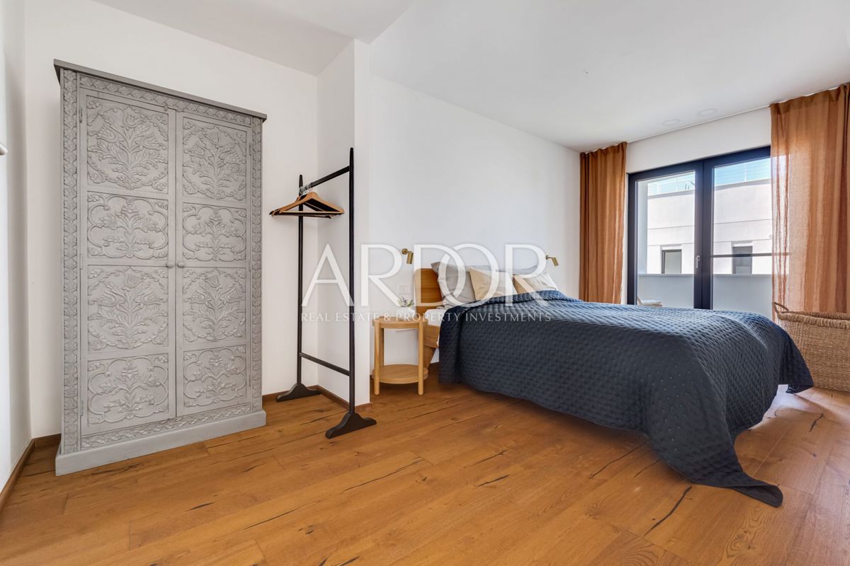 Apartmaj Kožino, Zadar - Okolica, 299m2