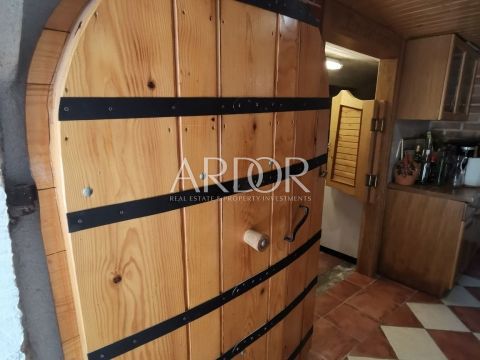 Hiša Grižane-Belgrad, Vinodolska Općina, 220m2