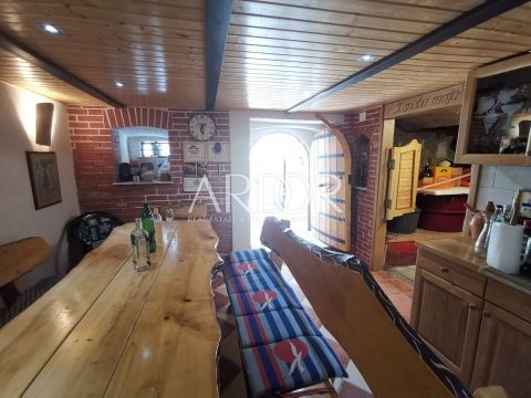 Hiša Grižane-Belgrad, Vinodolska Općina, 220m2