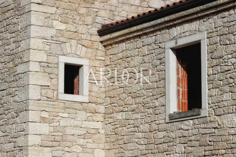 Hiša Rovinj, 650m2