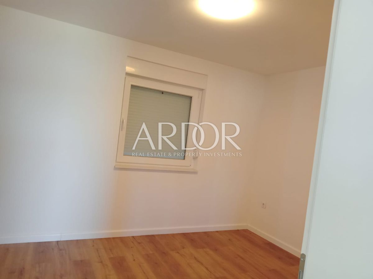 Apartmaj Crikvenica, 122m2