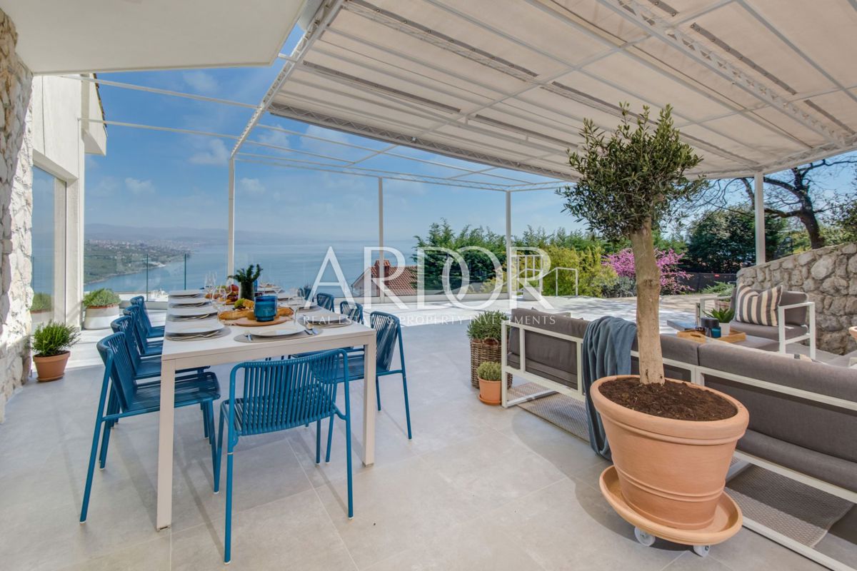 Hiša Pobri, Opatija - Okolica, 300m2