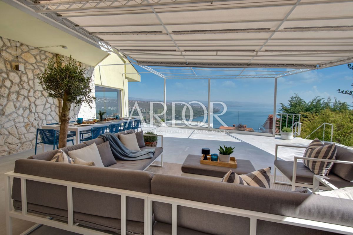 Hiša Pobri, Opatija - Okolica, 300m2