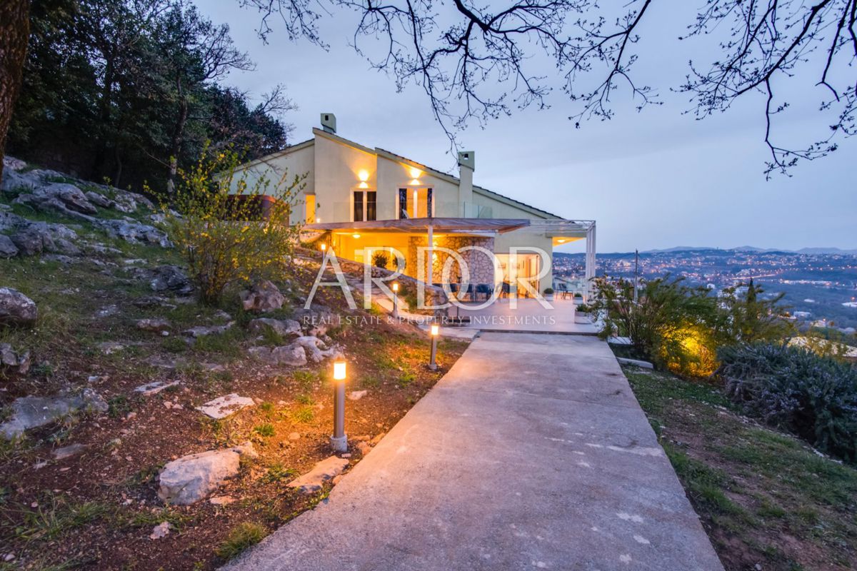 Hiša Pobri, Opatija - Okolica, 300m2