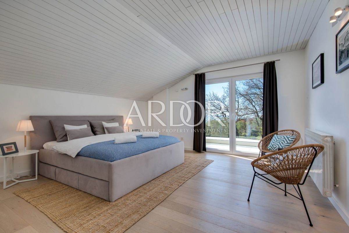 Hiša Pobri, Opatija - Okolica, 300m2