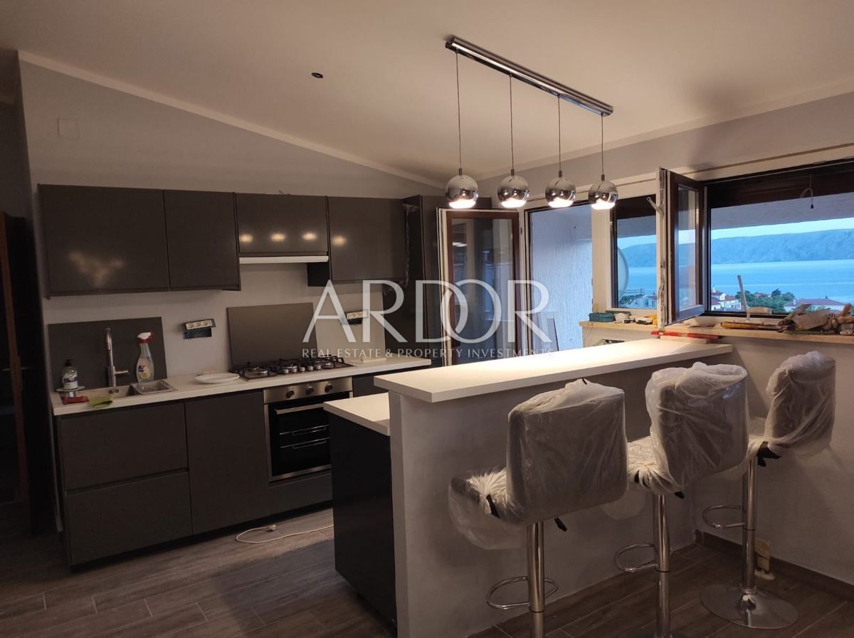 Apartmaj Novi Vinodolski, 66m2