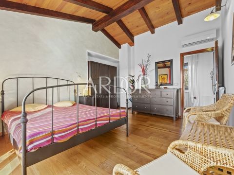 Hiša Brtonigla, 202m2