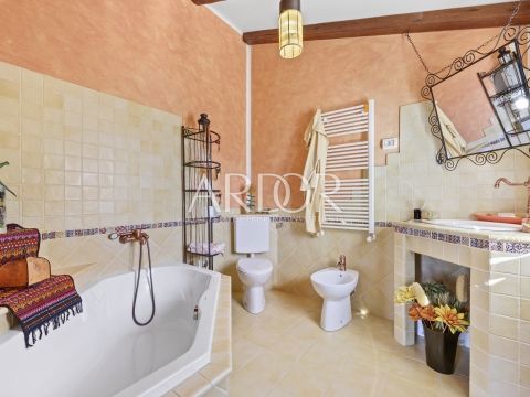 Hiša Brtonigla, 202m2