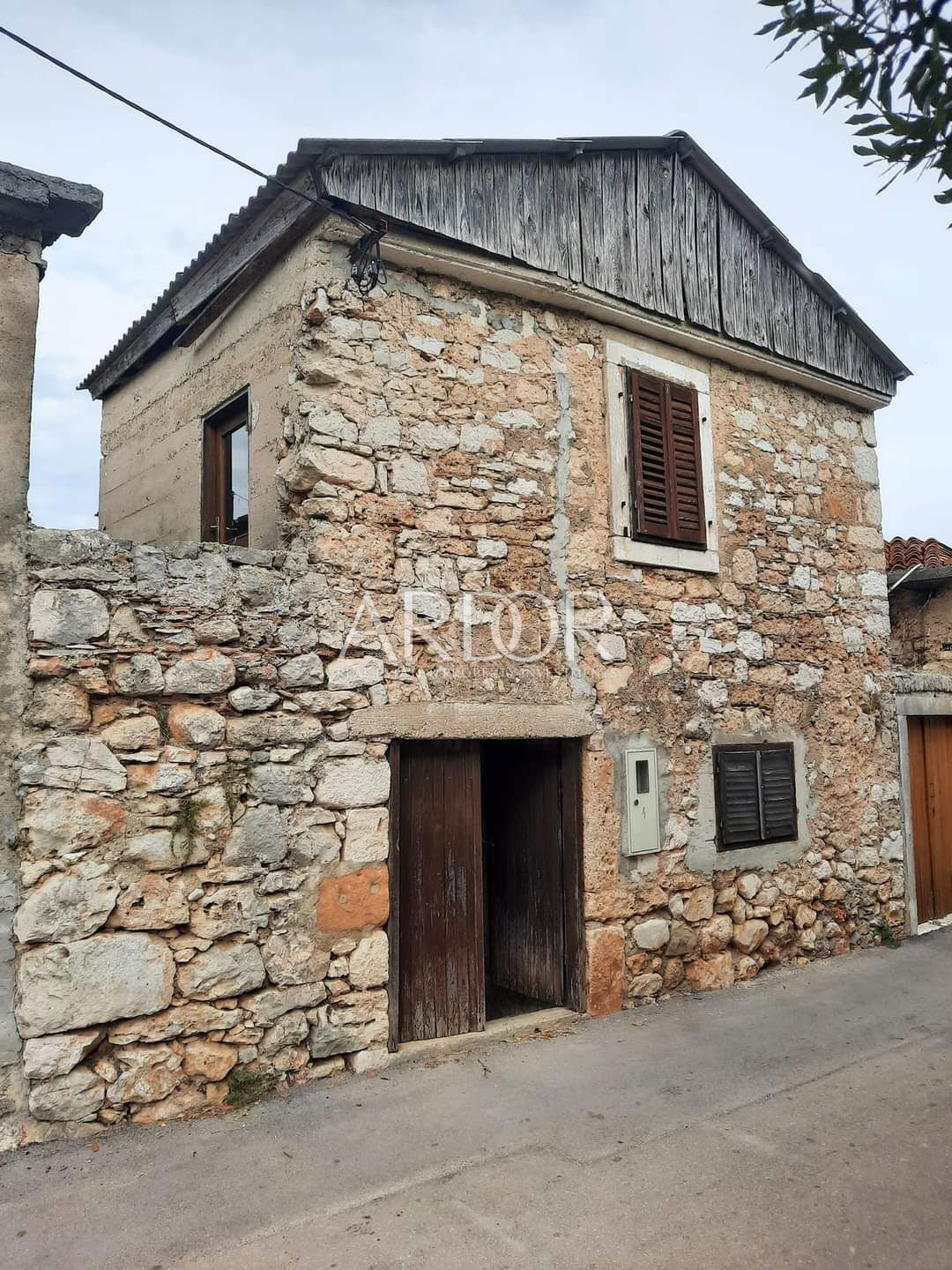 Hiša Neviđane, Pašman, 86m2