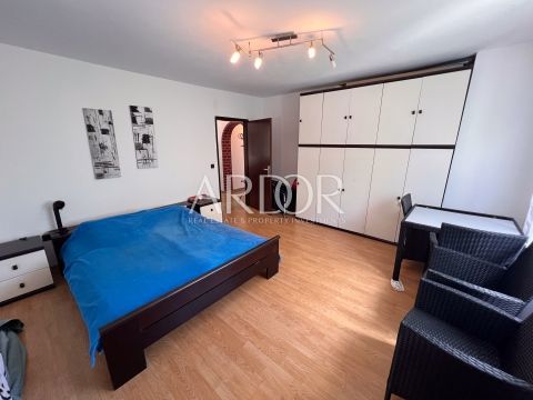 Hiša Jadranovo, Crikvenica, 220m2