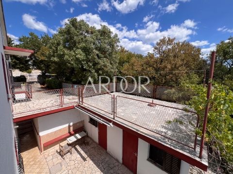 Hiša Jadranovo, Crikvenica, 220m2