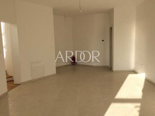 Poslovni prostor Rešetari, Kastav, 113m2